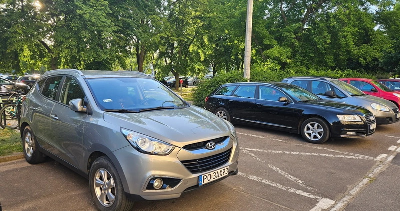 Hyundai ix35 cena 31000 przebieg: 245000, rok produkcji 2011 z Poznań małe 106